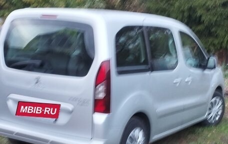 Peugeot Partner II рестайлинг 2, 2012 год, 550 000 рублей, 1 фотография