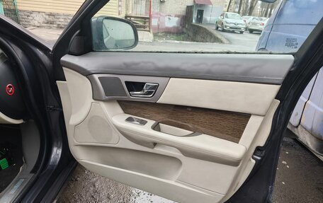 Jaguar XF I рестайлинг, 2010 год, 950 000 рублей, 7 фотография