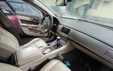 Jaguar XF I рестайлинг, 2010 год, 950 000 рублей, 9 фотография