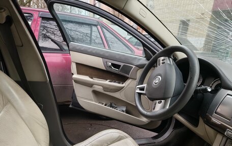 Jaguar XF I рестайлинг, 2010 год, 950 000 рублей, 8 фотография