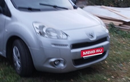 Peugeot Partner II рестайлинг 2, 2012 год, 550 000 рублей, 2 фотография