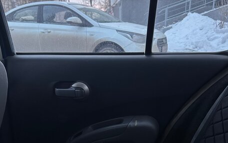 Nissan March III, 2002 год, 270 000 рублей, 8 фотография