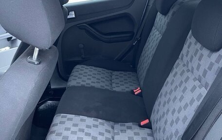 Ford Focus II рестайлинг, 2006 год, 440 000 рублей, 13 фотография