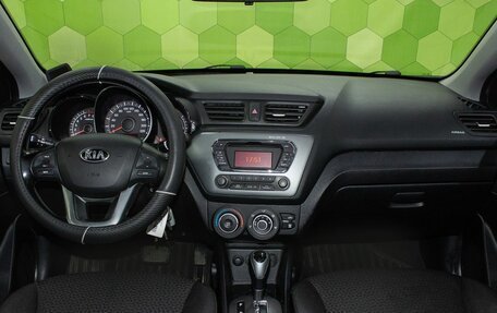 KIA Rio III рестайлинг, 2014 год, 900 000 рублей, 13 фотография