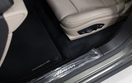 Porsche Macan, 2025 год, 14 490 000 рублей, 12 фотография