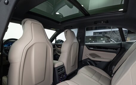 Porsche Macan, 2025 год, 14 490 000 рублей, 26 фотография