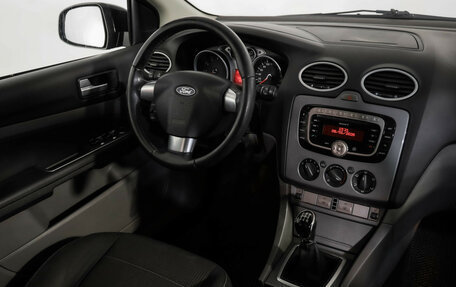 Ford Focus II рестайлинг, 2011 год, 525 000 рублей, 18 фотография