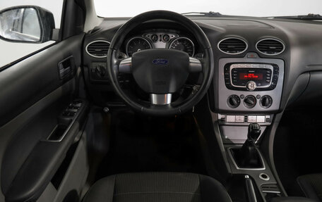 Ford Focus II рестайлинг, 2011 год, 525 000 рублей, 20 фотография