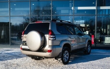 Toyota Land Cruiser Prado 120 рестайлинг, 2005 год, 1 950 000 рублей, 2 фотография