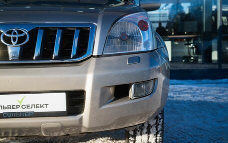 Toyota Land Cruiser Prado 120 рестайлинг, 2005 год, 1 950 000 рублей, 9 фотография