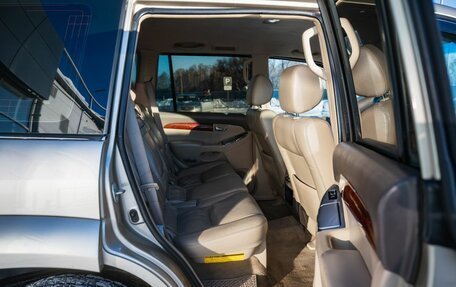 Toyota Land Cruiser Prado 120 рестайлинг, 2005 год, 1 950 000 рублей, 12 фотография