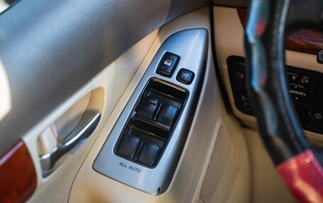 Toyota Land Cruiser Prado 120 рестайлинг, 2005 год, 1 950 000 рублей, 19 фотография