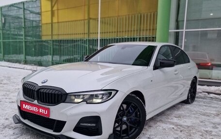 BMW 3 серия, 2019 год, 3 300 000 рублей, 1 фотография