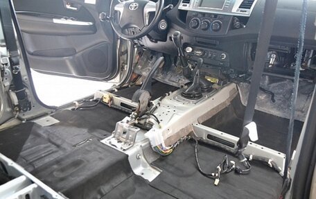 Toyota Hilux VII, 2014 год, 2 550 000 рублей, 27 фотография