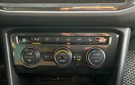 Volkswagen Tiguan II, 2017 год, 1 920 000 рублей, 3 фотография