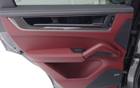 Porsche Cayenne III, 2025 год, 19 690 000 рублей, 22 фотография