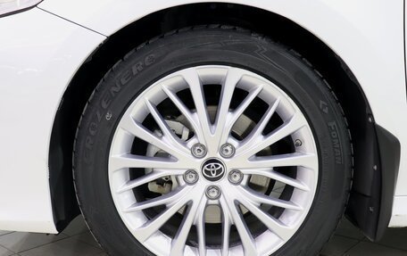 Toyota Camry, 2018 год, 2 700 000 рублей, 12 фотография