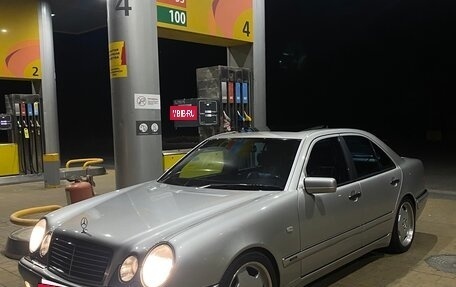 Mercedes-Benz E-Класс, 1999 год, 2 000 000 рублей, 5 фотография