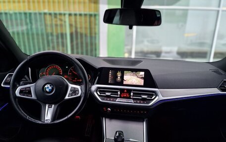 BMW 3 серия, 2019 год, 3 300 000 рублей, 13 фотография