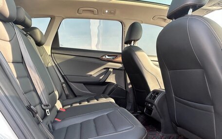 Volkswagen Tharu, 2022 год, 2 200 000 рублей, 28 фотография