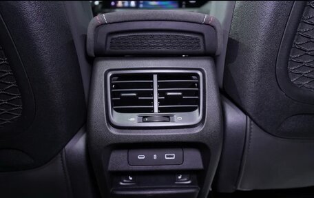 Geely Tugella FY11, 2023 год, 3 300 000 рублей, 12 фотография