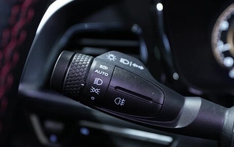 Geely Tugella FY11, 2023 год, 3 300 000 рублей, 14 фотография