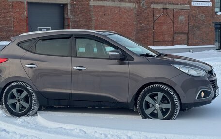 Hyundai ix35 I рестайлинг, 2011 год, 1 250 000 рублей, 2 фотография