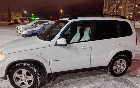 Chevrolet Niva I рестайлинг, 2012 год, 480 000 рублей, 5 фотография