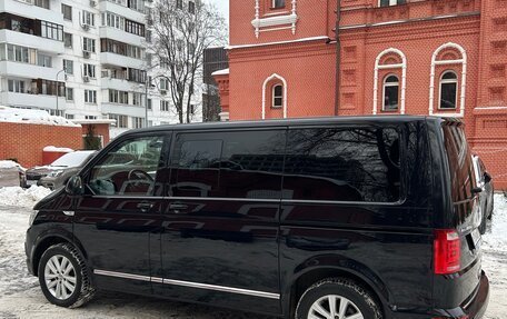Volkswagen Multivan T6 рестайлинг, 2015 год, 3 850 000 рублей, 6 фотография