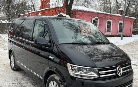 Volkswagen Multivan T6 рестайлинг, 2015 год, 3 850 000 рублей, 3 фотография