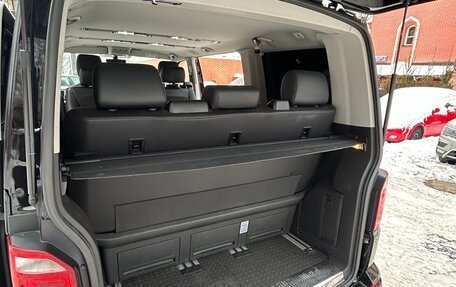 Volkswagen Multivan T6 рестайлинг, 2015 год, 3 850 000 рублей, 14 фотография