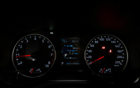 Toyota RAV4, 2020 год, 3 180 000 рублей, 11 фотография