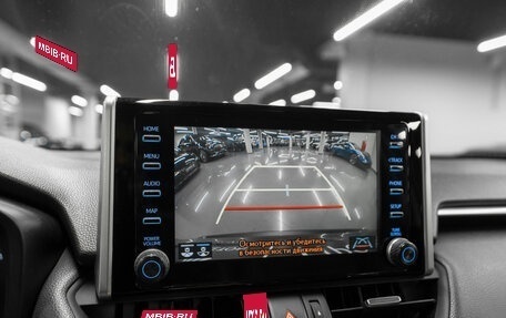 Toyota RAV4, 2020 год, 3 180 000 рублей, 19 фотография