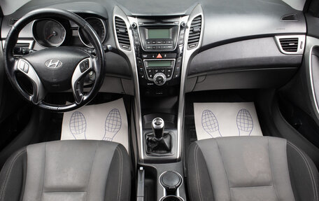 Hyundai i30 II рестайлинг, 2013 год, 849 000 рублей, 8 фотография