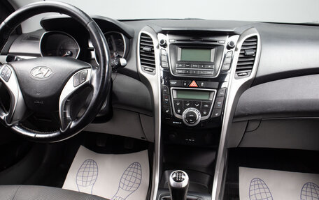 Hyundai i30 II рестайлинг, 2013 год, 849 000 рублей, 9 фотография