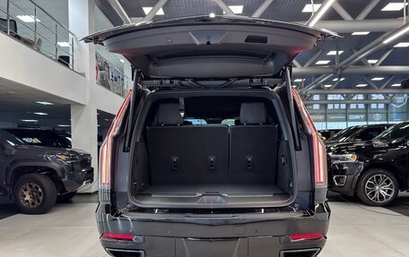 Cadillac Escalade V, 2025 год, 23 377 610 рублей, 8 фотография