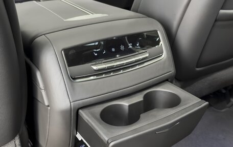 Cadillac Escalade V, 2025 год, 23 377 610 рублей, 30 фотография