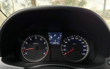 Hyundai Solaris II рестайлинг, 2014 год, 990 000 рублей, 13 фотография