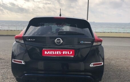 Nissan Leaf II, 2019 год, 1 650 000 рублей, 10 фотография