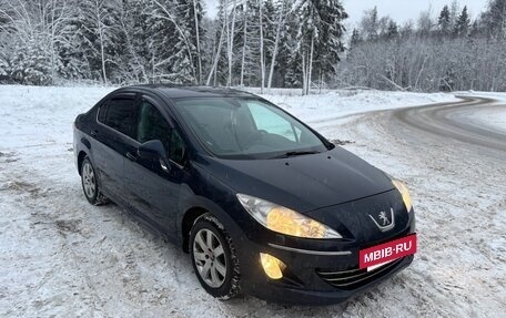 Peugeot 408 I рестайлинг, 2013 год, 430 000 рублей, 3 фотография