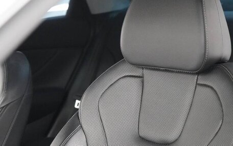 Hyundai Elantra, 2022 год, 2 100 000 рублей, 17 фотография