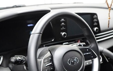 Hyundai Elantra, 2022 год, 2 100 000 рублей, 23 фотография