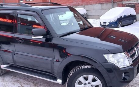 Mitsubishi Pajero IV, 2011 год, 2 150 000 рублей, 2 фотография