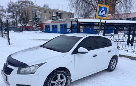 Chevrolet Cruze II, 2012 год, 700 000 рублей, 2 фотография