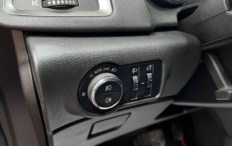 Opel Astra J, 2011 год, 595 000 рублей, 18 фотография