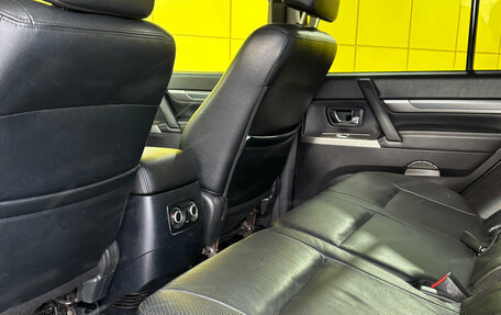 Mitsubishi Pajero IV, 2012 год, 2 099 000 рублей, 10 фотография