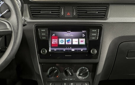 Skoda Rapid I, 2019 год, 835 000 рублей, 13 фотография