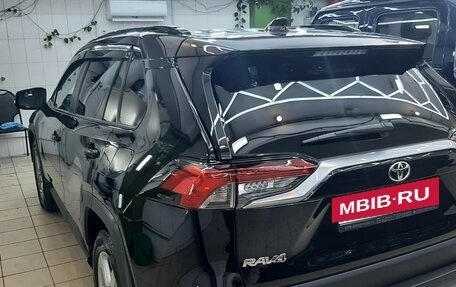 Toyota RAV4, 2019 год, 2 800 000 рублей, 4 фотография