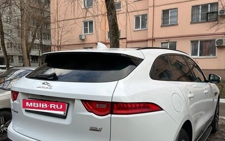 Jaguar F-Pace, 2017 год, 2 480 000 рублей, 6 фотография