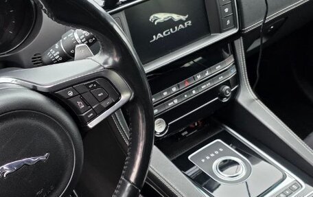 Jaguar F-Pace, 2017 год, 2 480 000 рублей, 21 фотография